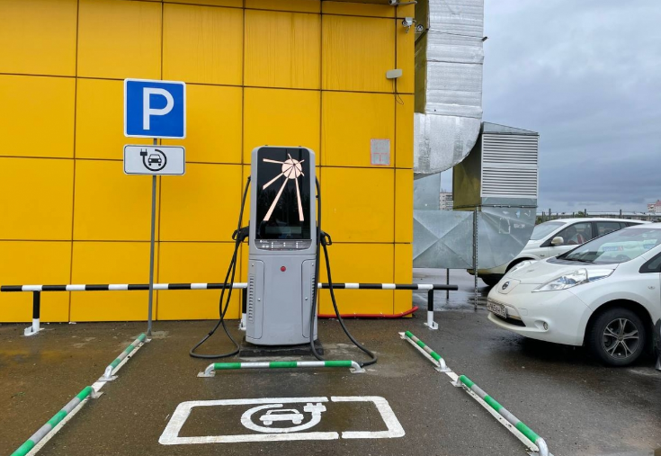 В Чите открылась первая станция для быстрой зарядки электромобилей