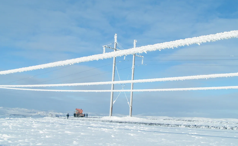 Антигололедное покрытие на проводах